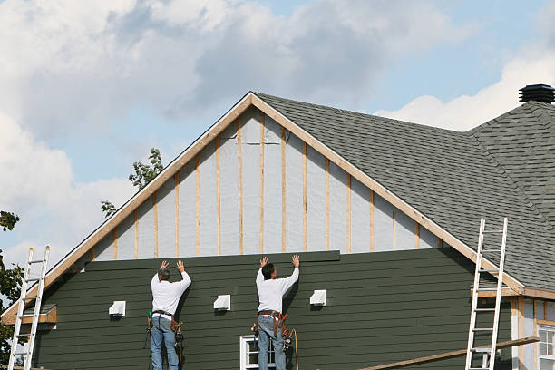 Professional Siding Replacement technician working in Carnegie, PA